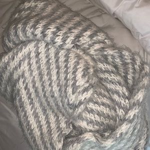 Fluffy scarf  from Zara